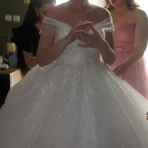 Shein wedding dress used, size M, white with sequins and lace