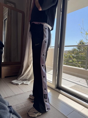 Nike tracksuit with side buttons like new, black and white