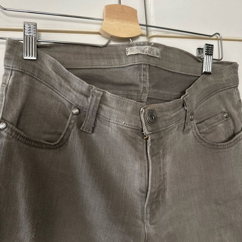 Twins Special medium gray jeans like new, flared