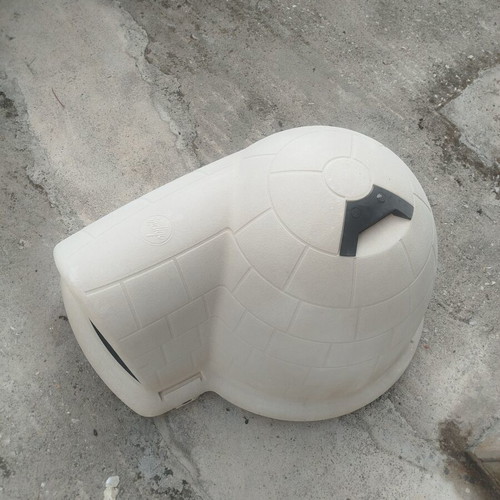 Dog House used, 65x90cm, height 40cm, white and black, durable with good insulation