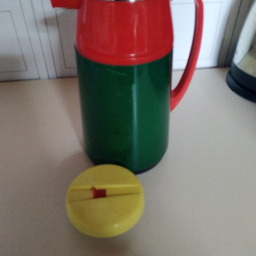 Special glass thermos used 1 liter with valve