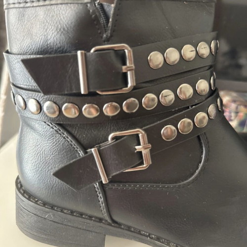 Ankle boots size 38 black like new