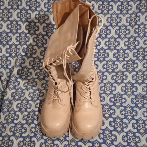 Women's boots size 39 used
