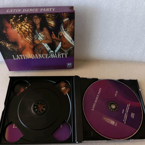 Latin Dance Party 2CD like new, 32 carnival classics