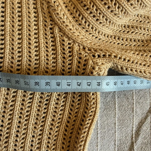 Short Sleeve Knit Top beige with silver shimmer thread, like new, size S