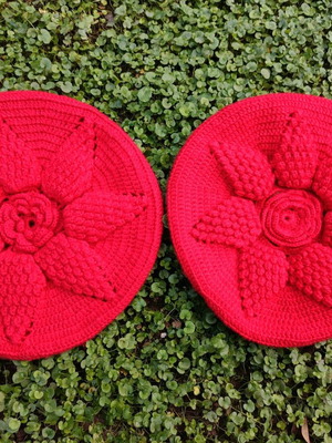 Handmade pillows pair, pure virgin wool, 38 cm diameter