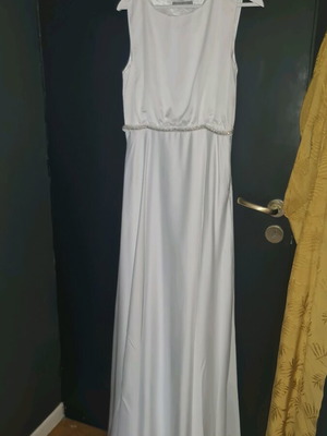 White long cocktail silk dress new, size 36