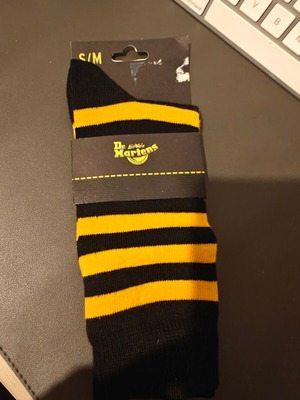 Dr Martens Organic Socks size 36-41, yellow and black thin stripe cotton blend