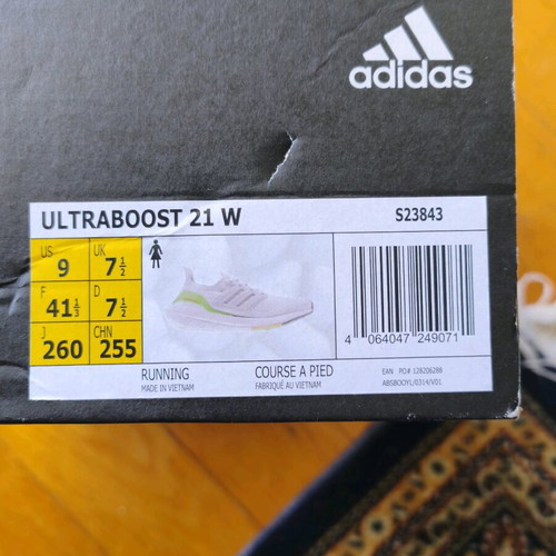 Adidas Ultraboost 21 W like new, size 41 1/3, multicolor