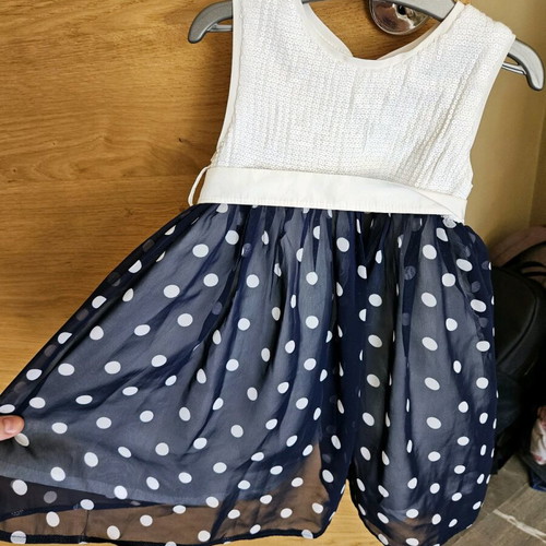 Dress like new, suitable for up to 2 years old