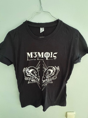 Memphis rock t-shirt, black and white, size L/XL