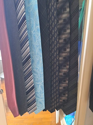 Various ties used, pack of 8 pieces