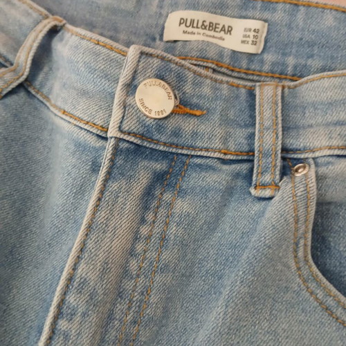 Pull & Bear jeans size 42 like new, blue