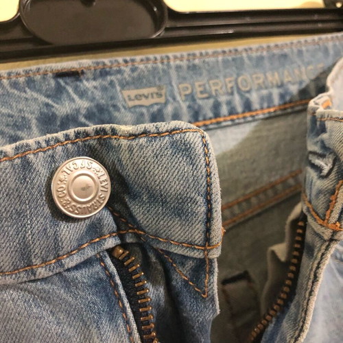 Levi’s unisex jeans W28/L32 like new