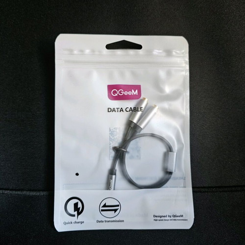 Audio splitter cable converter new for microphone and headphones