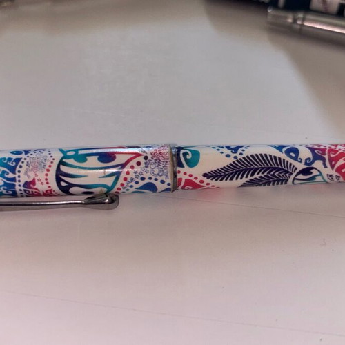 O’neil pen like new with refill