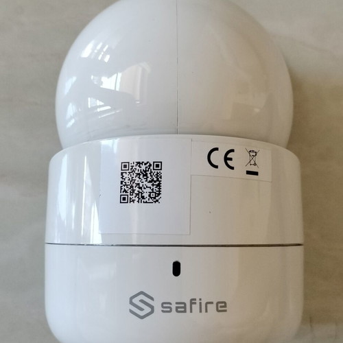 Safire indoor surveillance camera like new