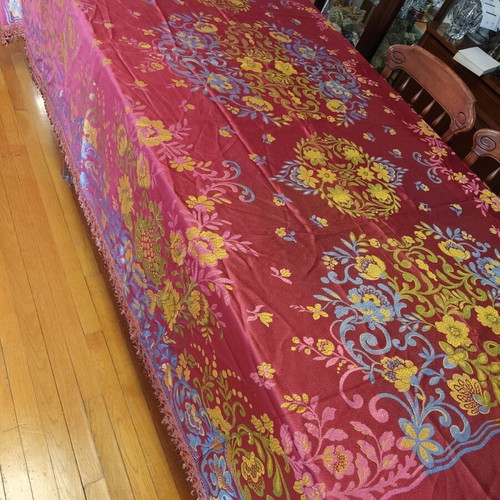Vintage satin tablecloth 200x250 used