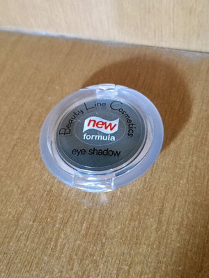 Beauty Line Cosmetics eye shadow new