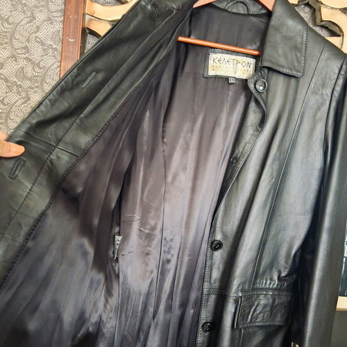 Leather coat like new, black, size XL