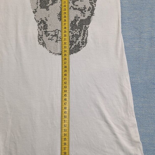Kontatto white women's sleeveless top used with rhinestone skull design