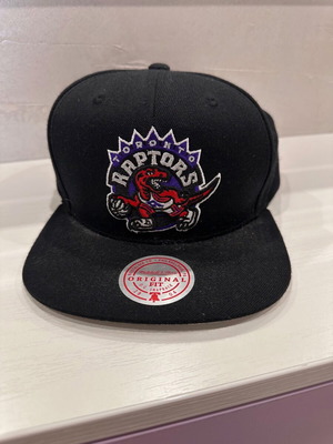 Toronto Raptors Wool Solid Black Snapback Mitchell & Ness like new