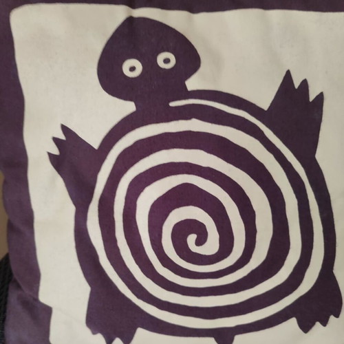 Couch pillow used with turtle design 35x35 cm