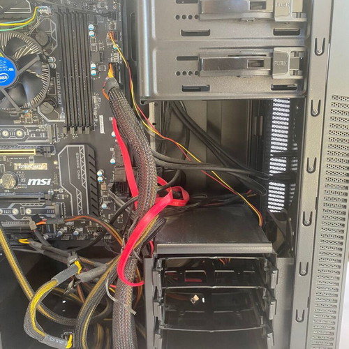 PC Components Set like new with Corsair Carbide 100R, Intel i5-7600, MSI Z270