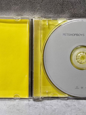 Pet Shop Boys Bilingual CD used, electronic