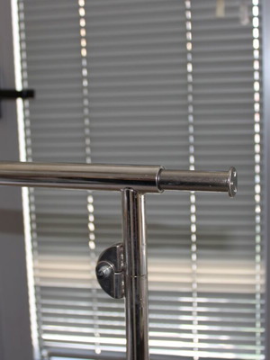 Folding clothes rack used, metal