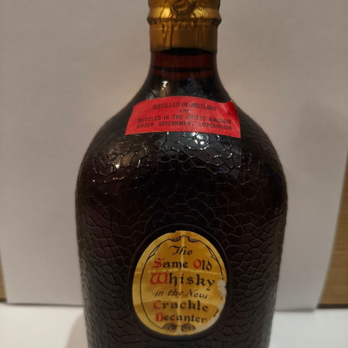 Sandy Macdonald Special Blended Scotch Whisky like new, collectible crackle decanter 1960-1970