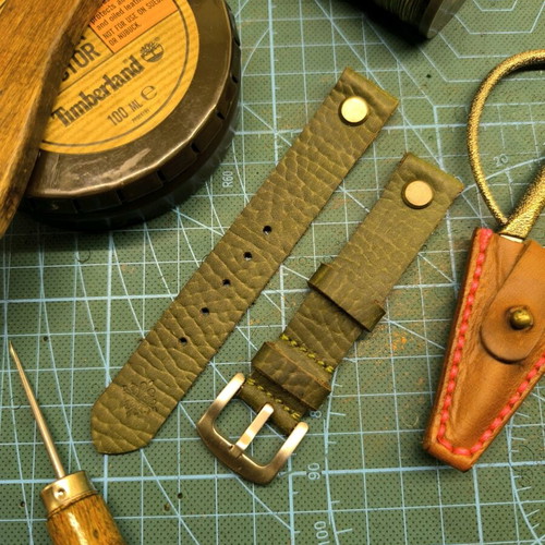 Handmade leather watch strap with Chicago screw for fixed lugs