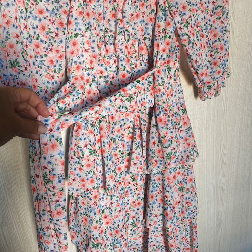 Women's dress with light ruffles, above the knee, like new, size M/L