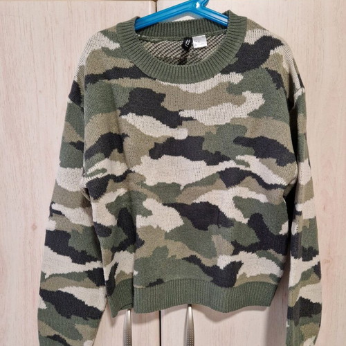 H&M thin sweater size XS like new multicolor