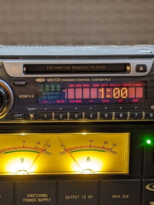Sony MDX-C7900R minidisc player σαν καινούργιο με 5 επαναγραφόμενα minidiscs