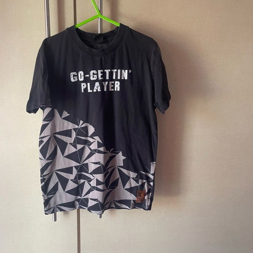 Children's t-shirt used for 7 years old, black, size 122 cm