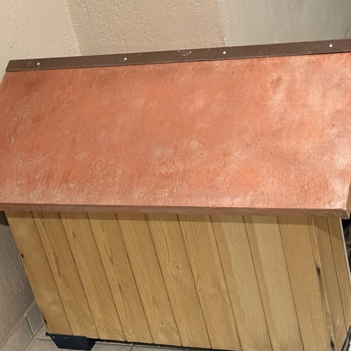 Pet house like new, 100x70x70 cm dimensions