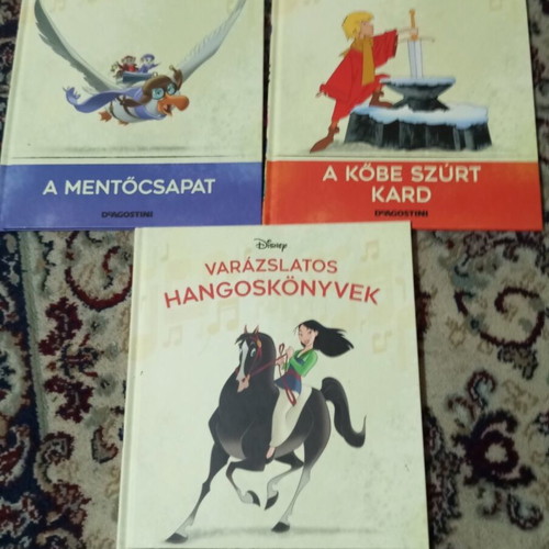 Disney books in Hungarian like new, set of 3