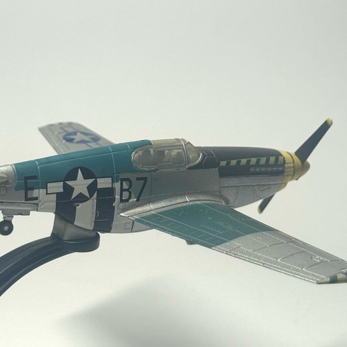 1944 P-51B Mustang decorative airplane like new