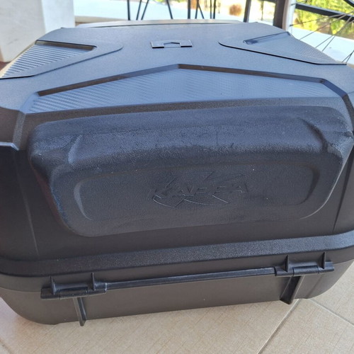 Kappa 43 motorcycle top case used with key and mounting base