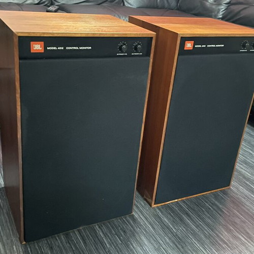 JBL 4312 floor-standing speakers like new, excellent working condition