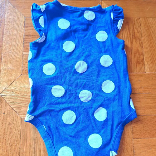 Carter's baby set for girl 3-6 months like new