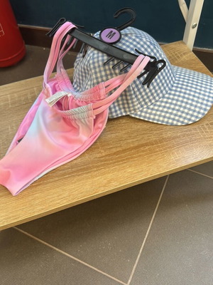 Jockey hat and swimsuit set, pink and turquoise