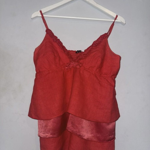Paranoia red camisole like new, size M
