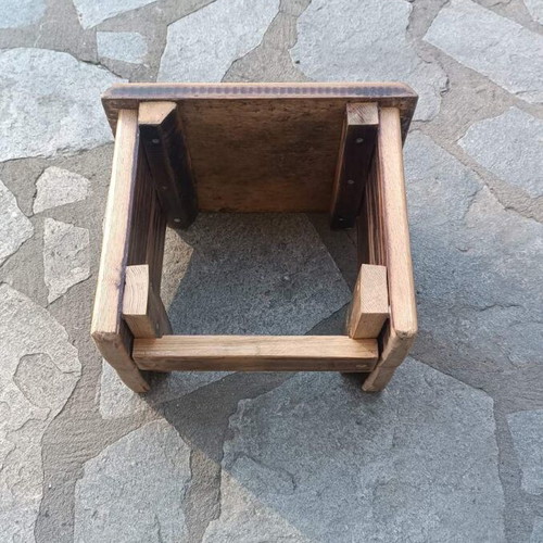 Roble wood stool new 31x23cm