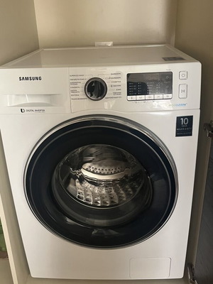Samsung washing machine 60x55 cm