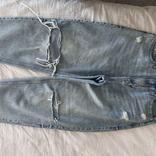 Zara denim pants used, destroyed look, loose fit, size L