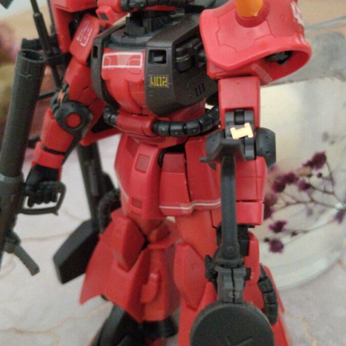 Gundam RG Johnny Riddens Zaku figure like new