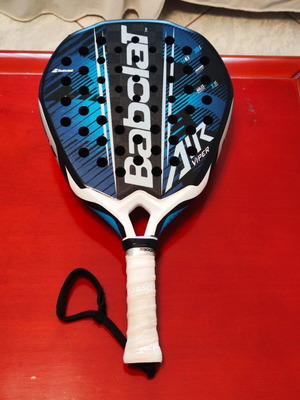 Padel racket like new with original Babolat protector