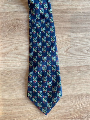 Tie in excellent condition